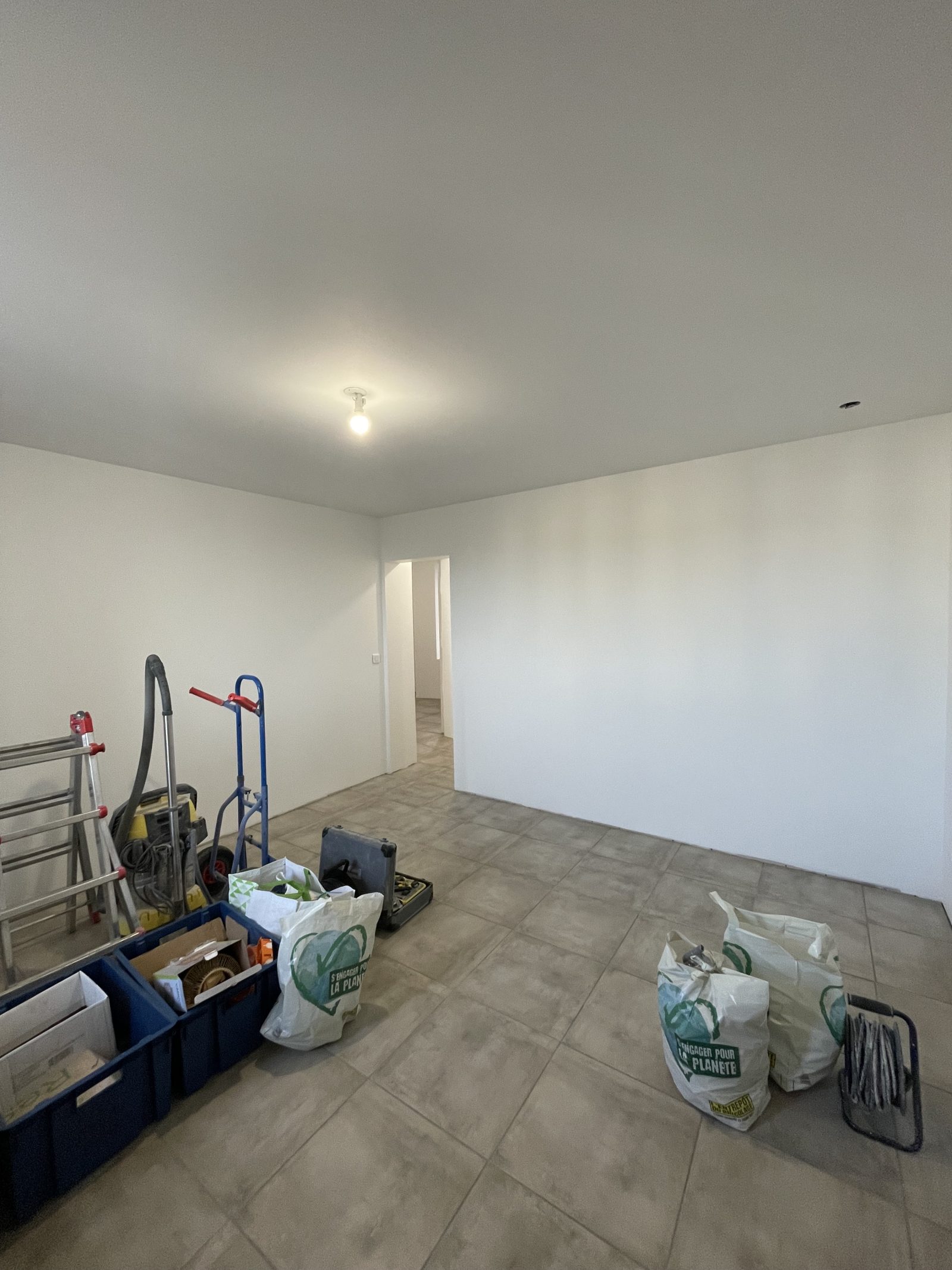 Rénovation électrique complète d'un appartement de 50m2 à Thonon les bains