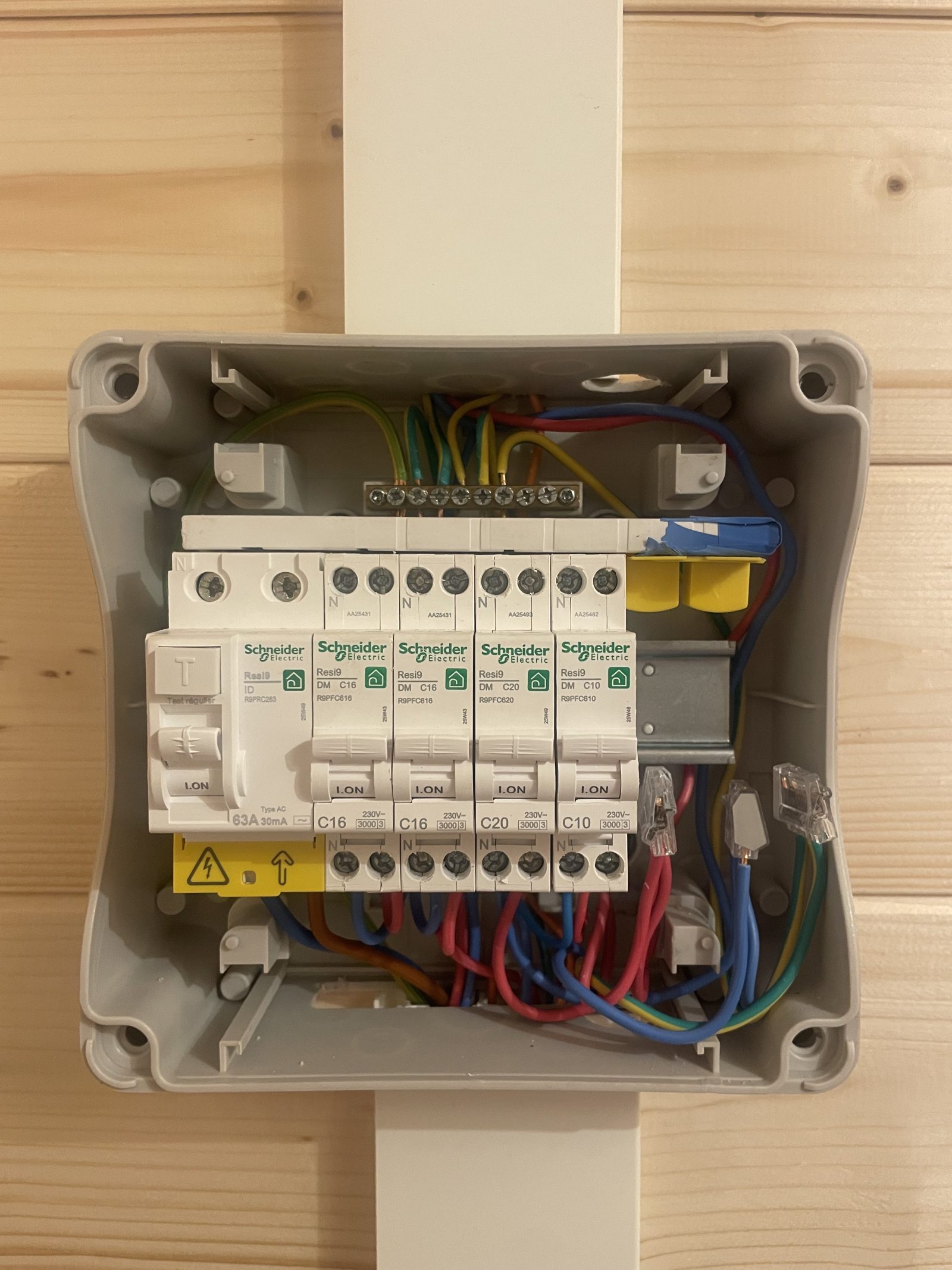 Installation électrique complète d’une Tiny House à Thonon les bains